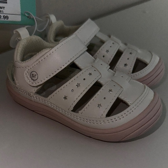 Stride Rite White Sandals with Velcro Closure - Picture 5 of 7